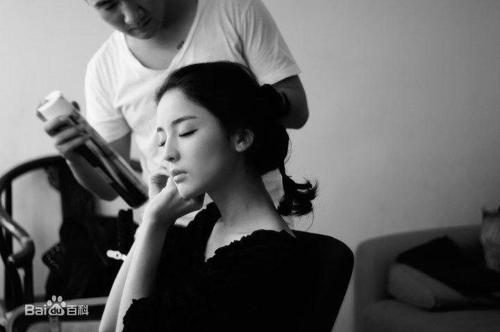 古力娜扎尔·拜合提亚尔(Gulinazhaer Baihetiyaer、Gulnazar)生活壁纸壁纸