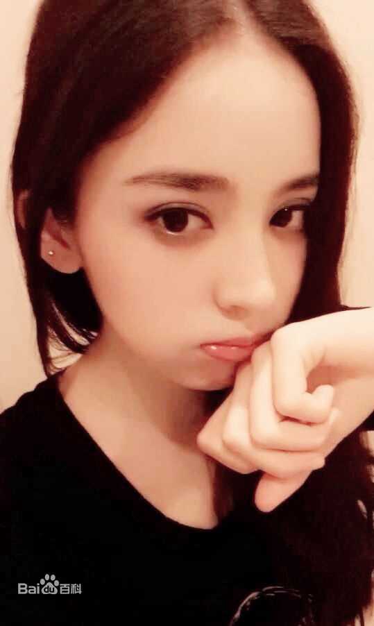 古力娜扎尔·拜合提亚尔(Gulinazhaer Baihetiyaer、Gulnazar)生活壁纸壁纸