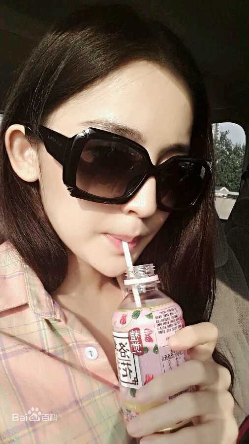 古力娜扎尔·拜合提亚尔(Gulinazhaer Baihetiyaer、Gulnazar)生活壁纸壁纸