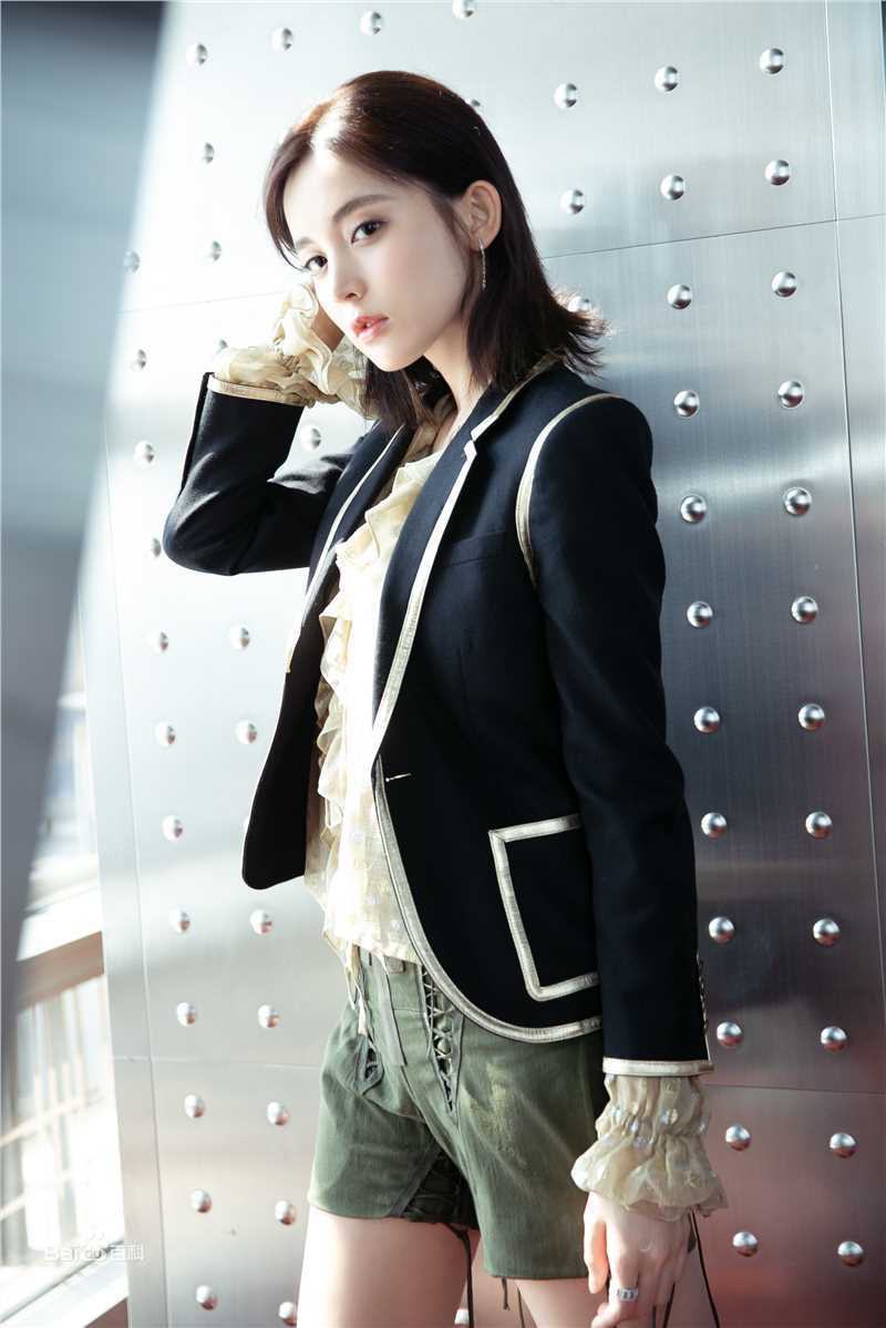 古力娜扎尔·拜合提亚尔(Gulinazhaer Baihetiyaer、Gulnazar)出席活动图片图集