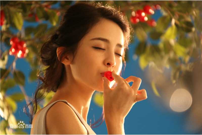 古力娜扎尔·拜合提亚尔(Gulinazhaer Baihetiyaer、Gulnazar)高清和广告图册