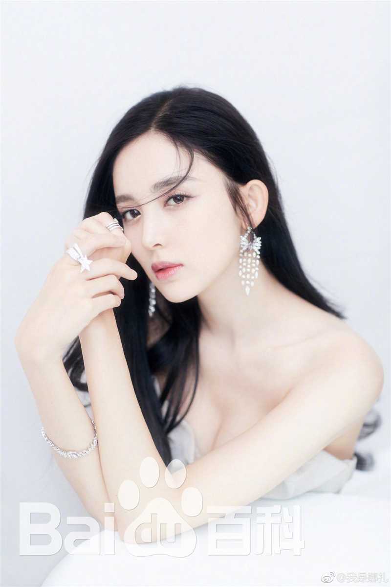 古力娜扎尔·拜合提亚尔(Gulinazhaer Baihetiyaer、Gulnazar)高清和广告图册