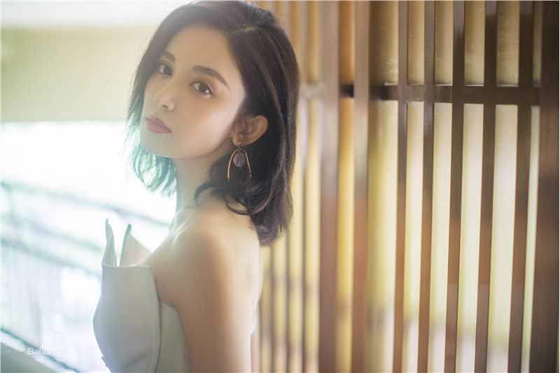 古力娜扎尔·拜合提亚尔(Gulinazhaer Baihetiyaer、Gulnazar)古力娜扎前后照片