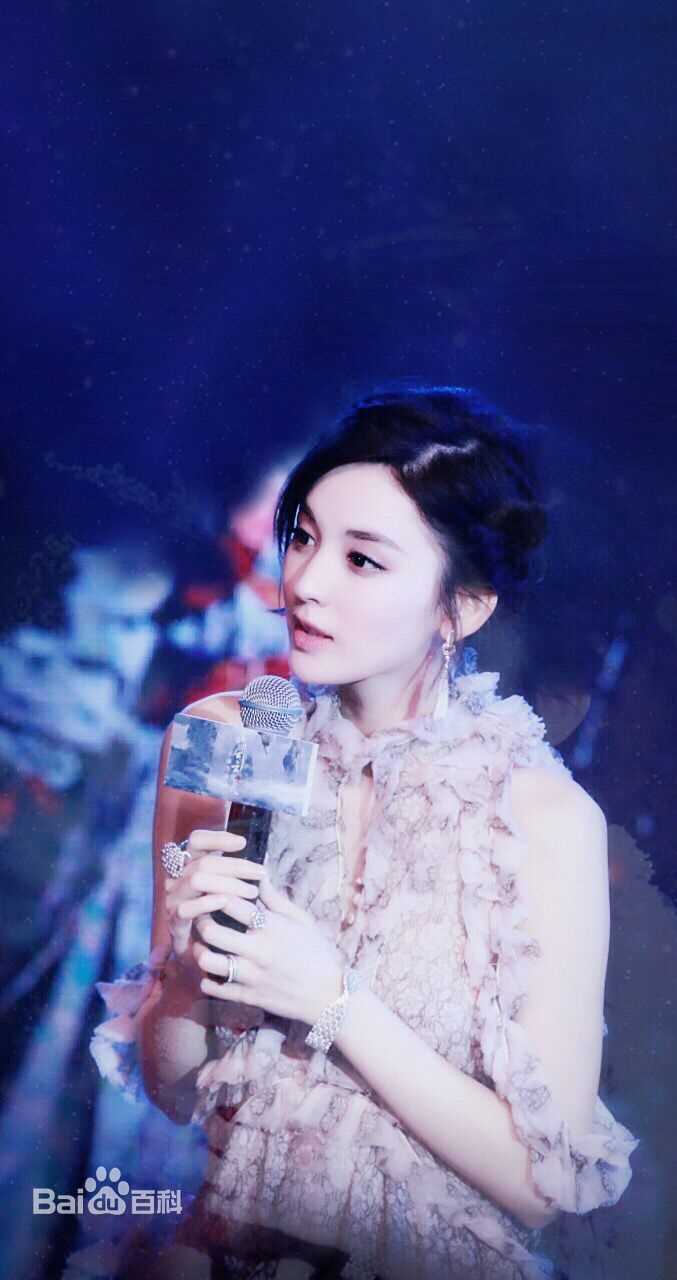 古力娜扎尔·拜合提亚尔(Gulinazhaer Baihetiyaer、Gulnazar)古力娜扎前后照片