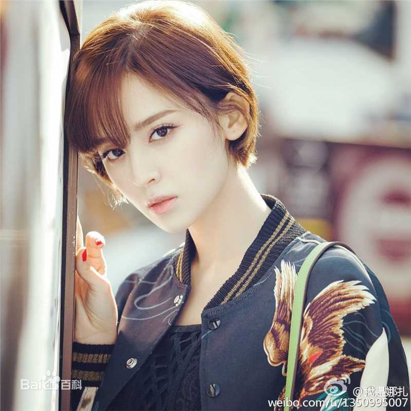 古力娜扎尔·拜合提亚尔(Gulinazhaer Baihetiyaer、Gulnazar)最优质时尚相册