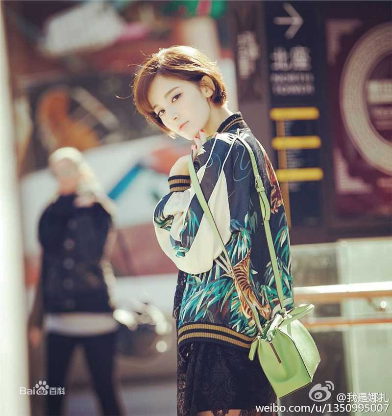 古力娜扎尔·拜合提亚尔(Gulinazhaer Baihetiyaer、Gulnazar)最优质时尚相册