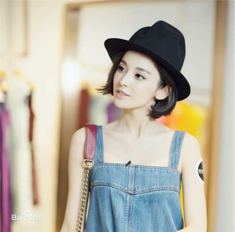 古力娜扎尔·拜合提亚尔(Gulinazhaer Baihetiyaer、Gulnazar)最优质时尚相册