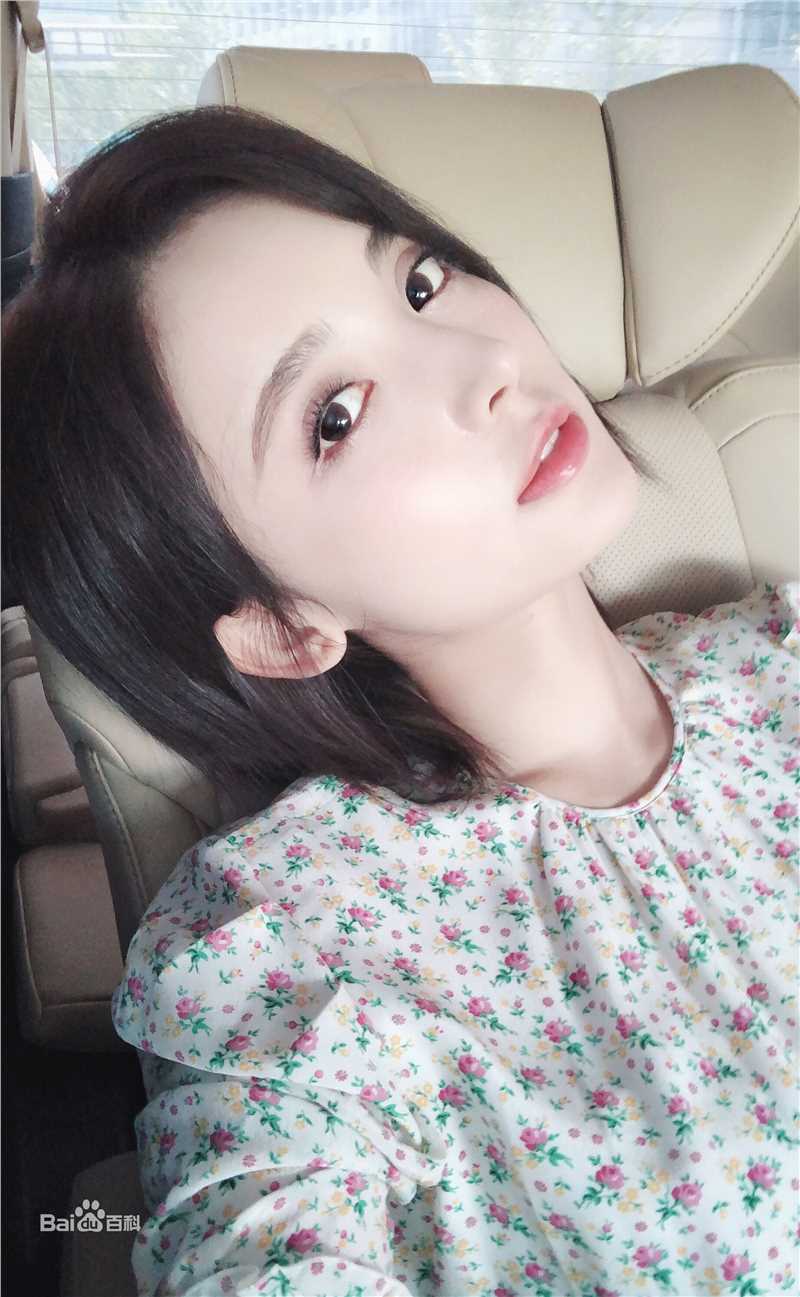 古力娜扎尔·拜合提亚尔(Gulinazhaer Baihetiyaer、Gulnazar)个人生活图片图集