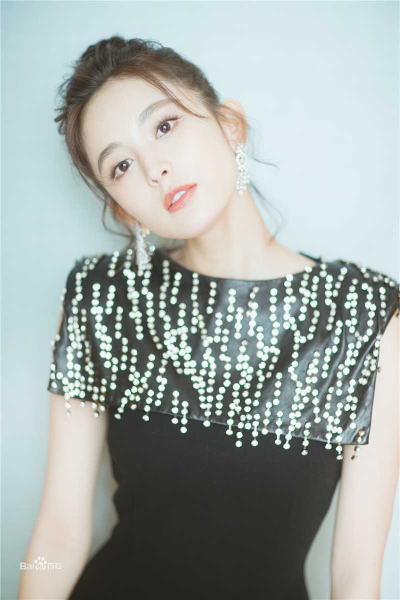 古力娜扎尔·拜合提亚尔(Gulinazhaer Baihetiyaer、Gulnazar)最新活动图集