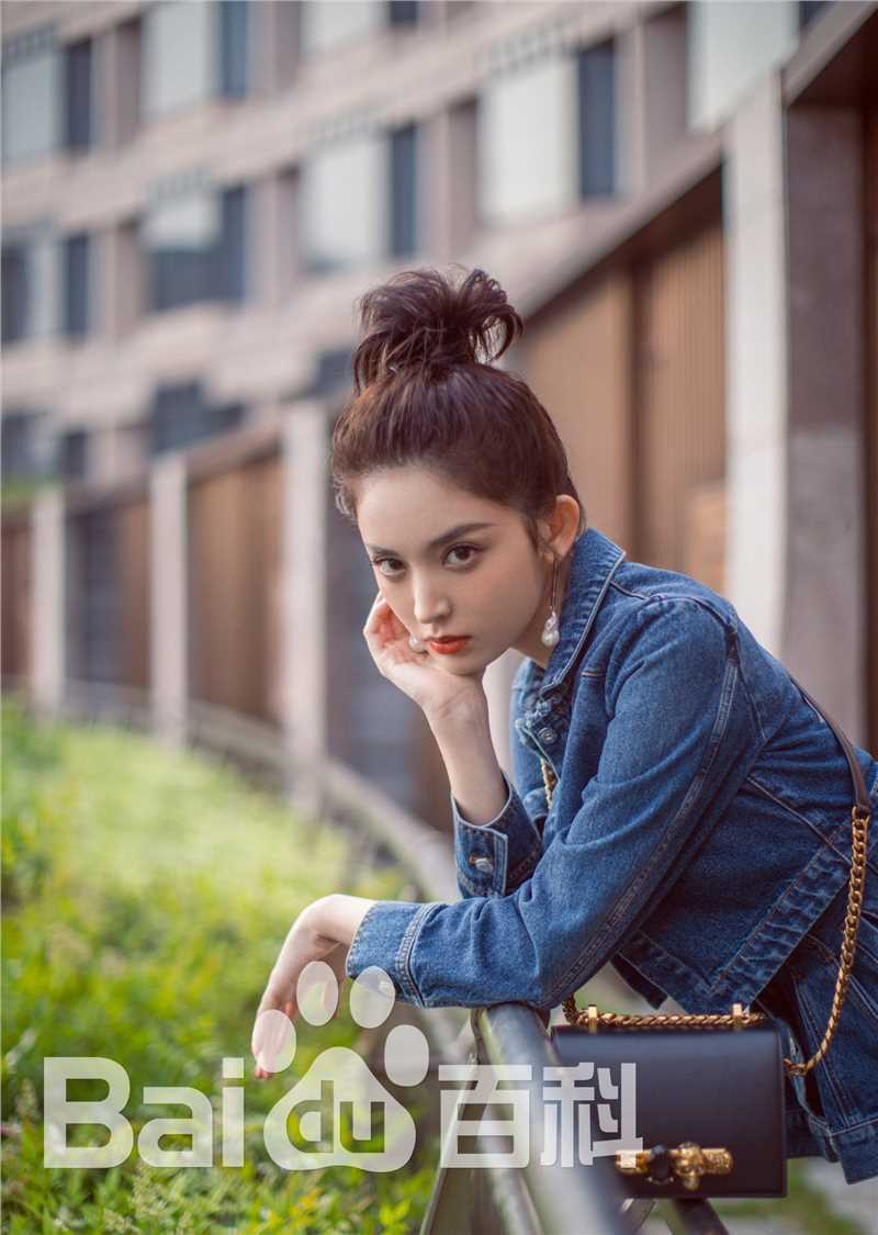 古力娜扎尔·拜合提亚尔(Gulinazhaer Baihetiyaer、Gulnazar)戛纳之旅生活照相册