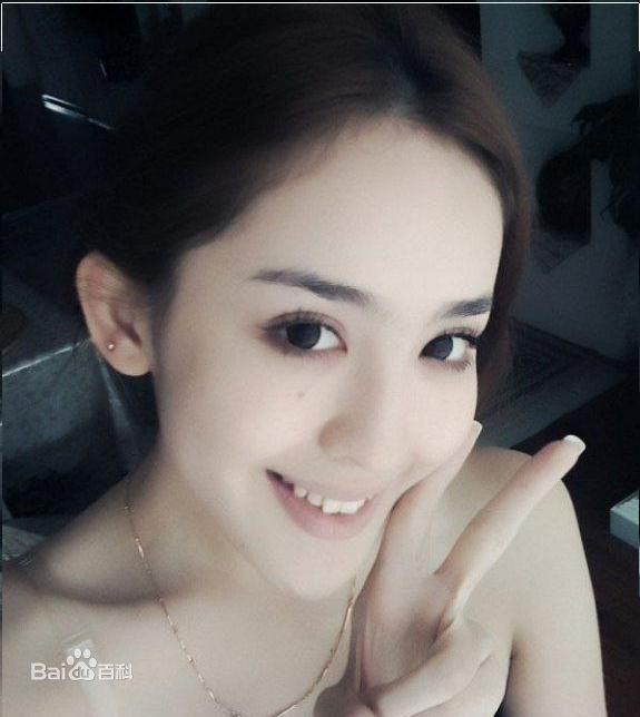 最全古力娜扎尔·拜合提亚尔(Gulinazhaer Baihetiyaer、Gulnazar)精彩图册