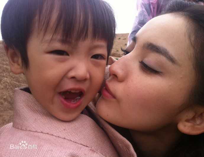 古力娜扎尔·拜合提亚尔(Gulinazhaer Baihetiyaer、Gulnazar)古力娜扎精彩图册