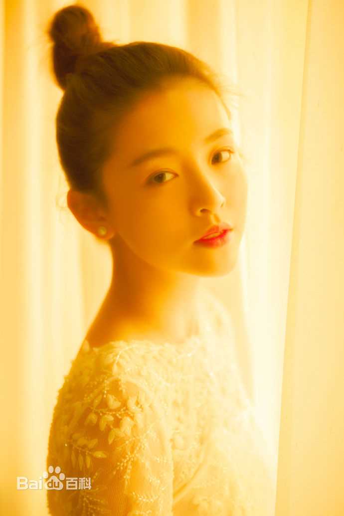 吴倩(Janice)第三届中国电视好演员壁纸壁纸