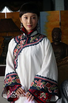 陈数将军饰演沈红玉生活照