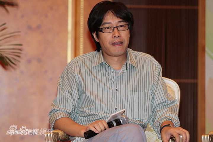 最新余淳性感图片