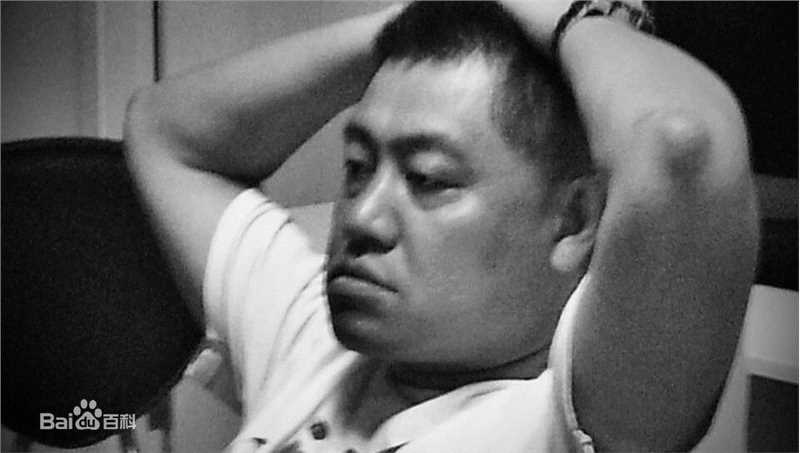 姜凯阳导演工作照性感图片图集