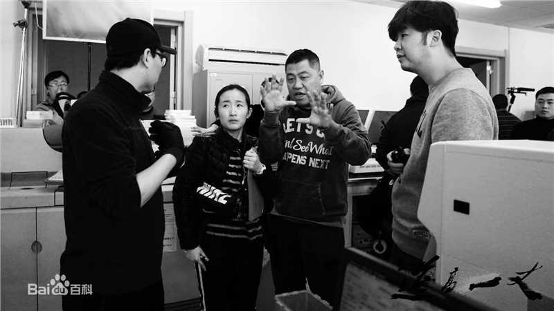 姜凯阳导演工作照性感图片图集