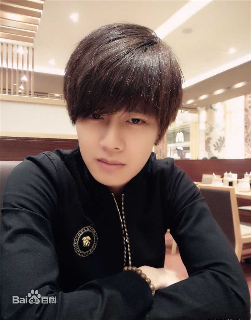 任嘉伦(Allen)性感图片图集