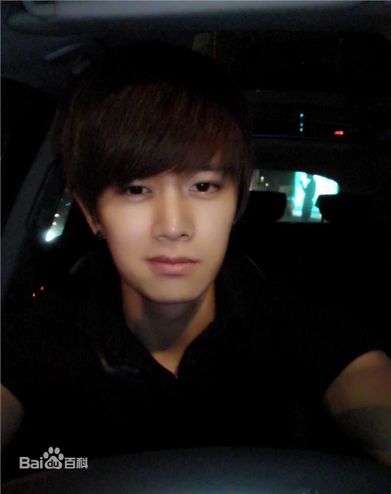 任嘉伦(Allen)性感图片图集