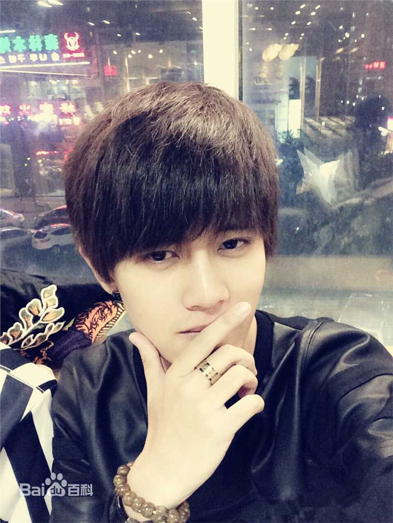 任嘉伦(Allen)性感图片图集