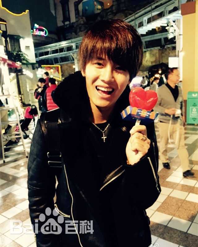 任嘉伦(Allen)性感图片图集