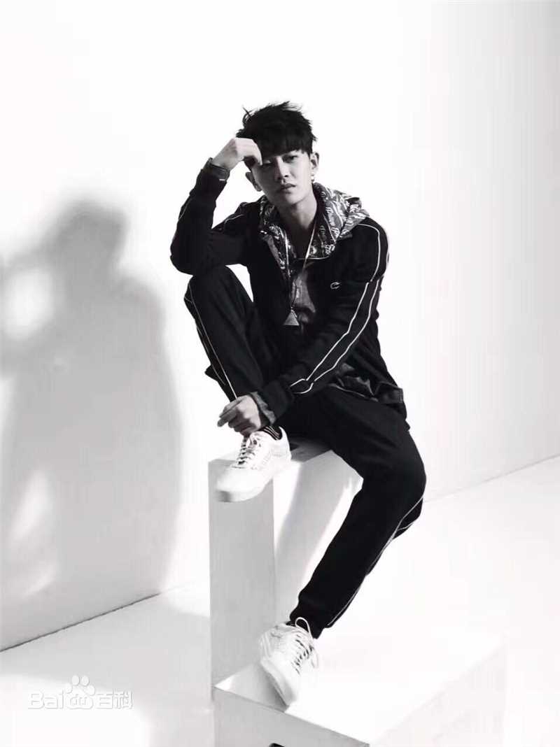 任嘉伦(Allen)最新图集