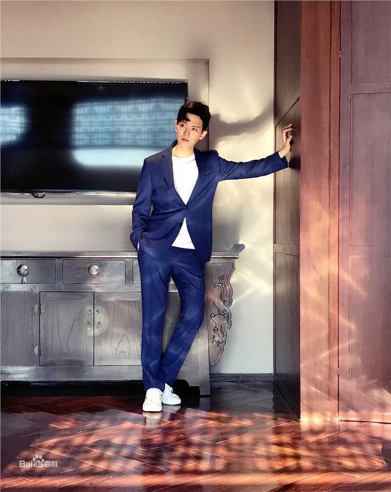 任嘉伦(Allen)最新图集