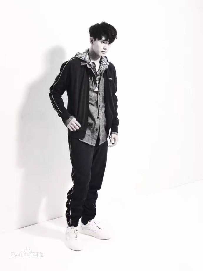 任嘉伦(Allen)最新图集