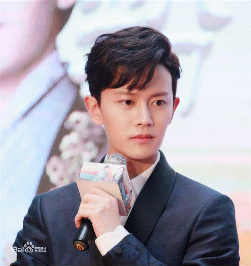 任嘉伦(Allen)活动宣传素颜照相册