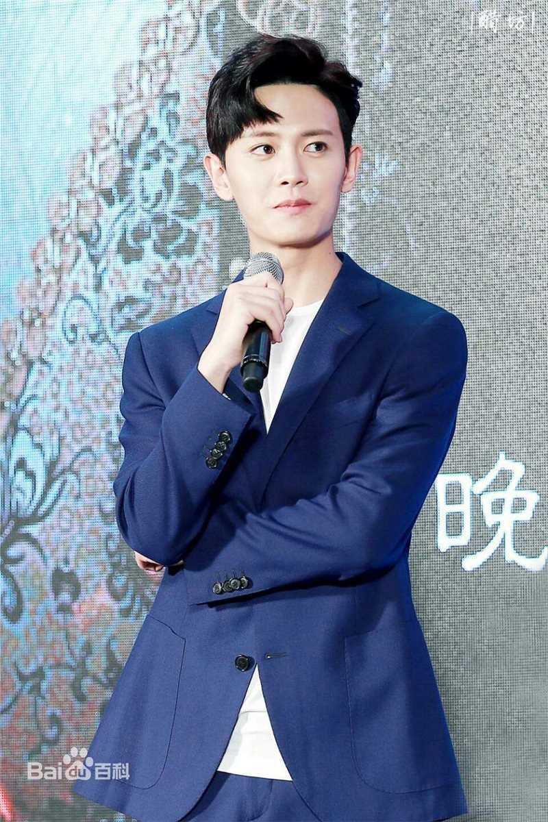 任嘉伦(Allen)活动宣传素颜照相册