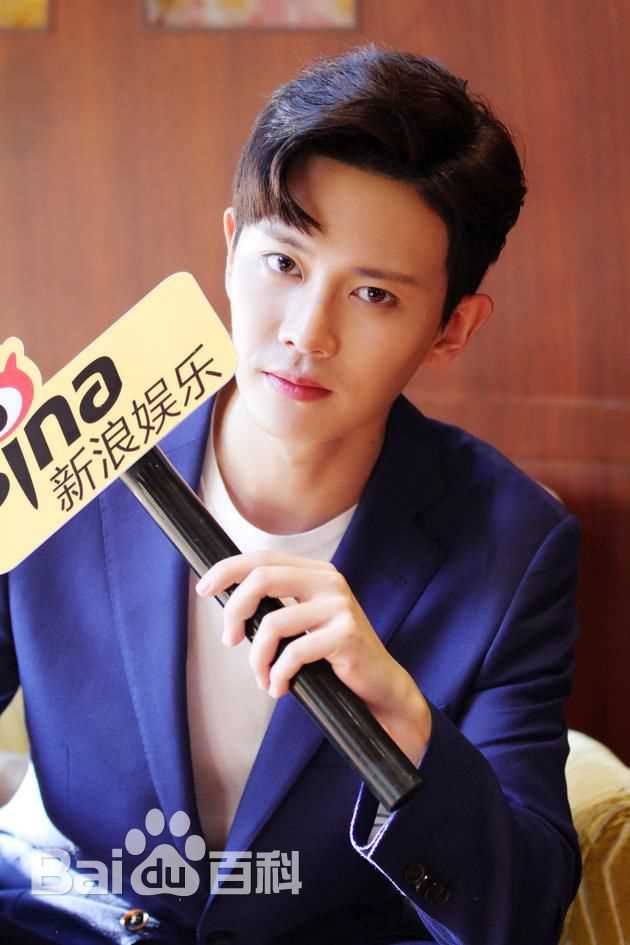 任嘉伦(Allen)活动宣传素颜照相册