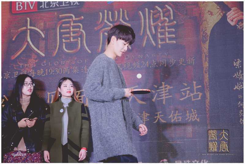 任嘉伦(Allen)活动宣传素颜照相册