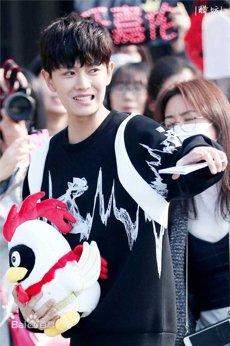 任嘉伦(Allen)活动宣传素颜照相册