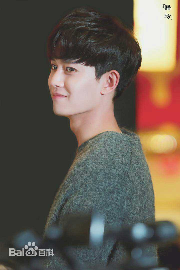 任嘉伦(Allen)活动宣传素颜照相册