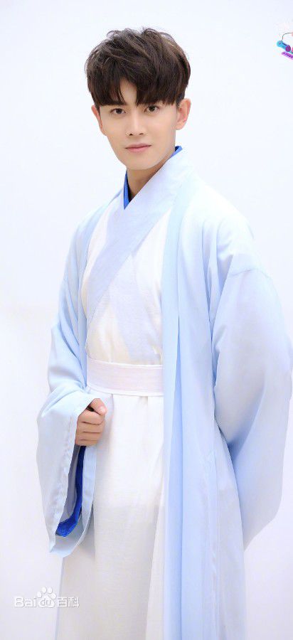 任嘉伦(Allen)快乐大本营素颜照相册