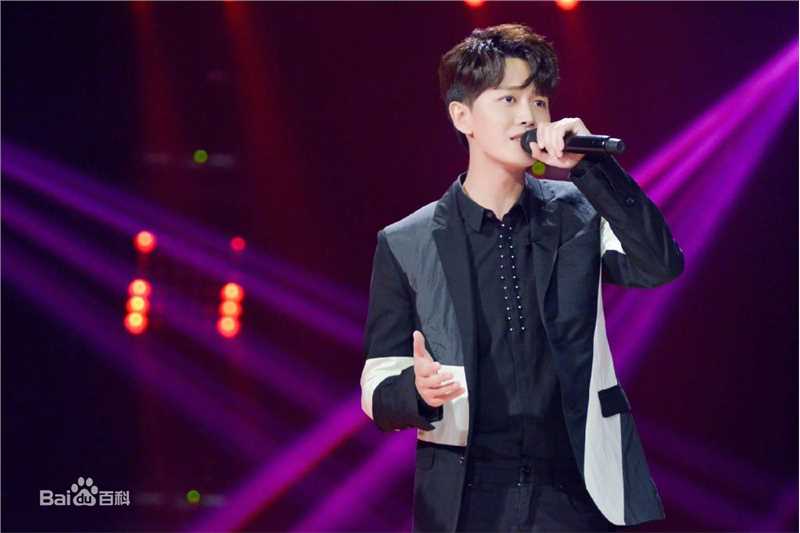 任嘉伦(Allen)跨界歌王前后照片