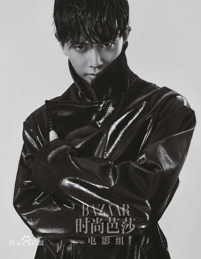 任嘉伦(Allen)时尚芭莎素颜照相册