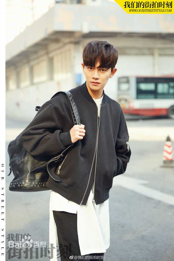 任嘉伦(Allen)我们的街拍时刻图片图册