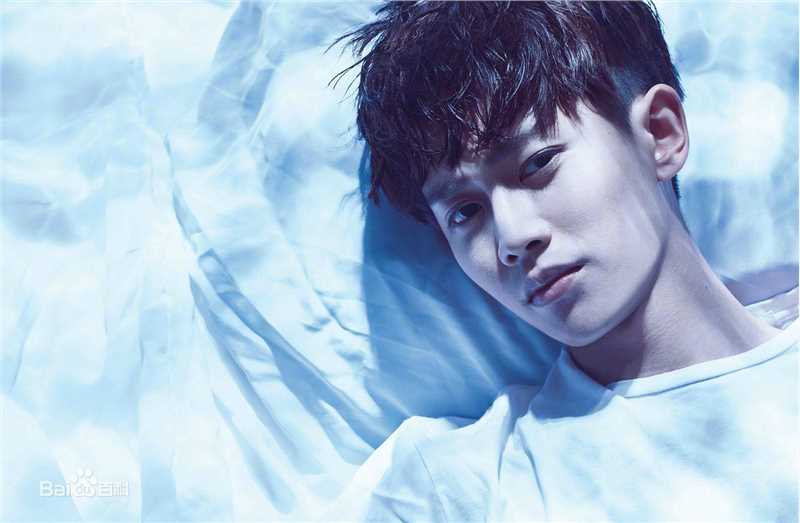 任嘉伦(Allen)时尚拍摄图册