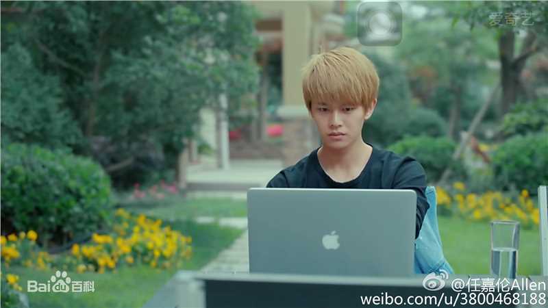 任嘉伦(Allen)在《美人为馅》饰张慕涵中的
