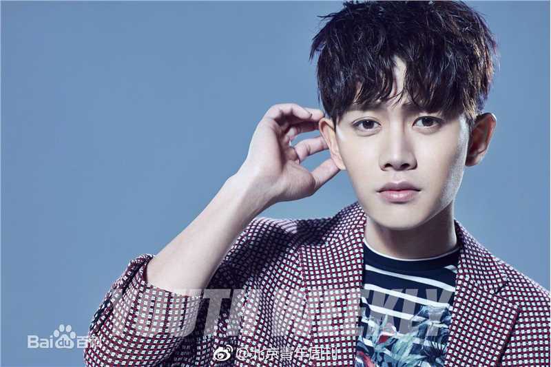 任嘉伦(Allen)北京青年周刊前后照片