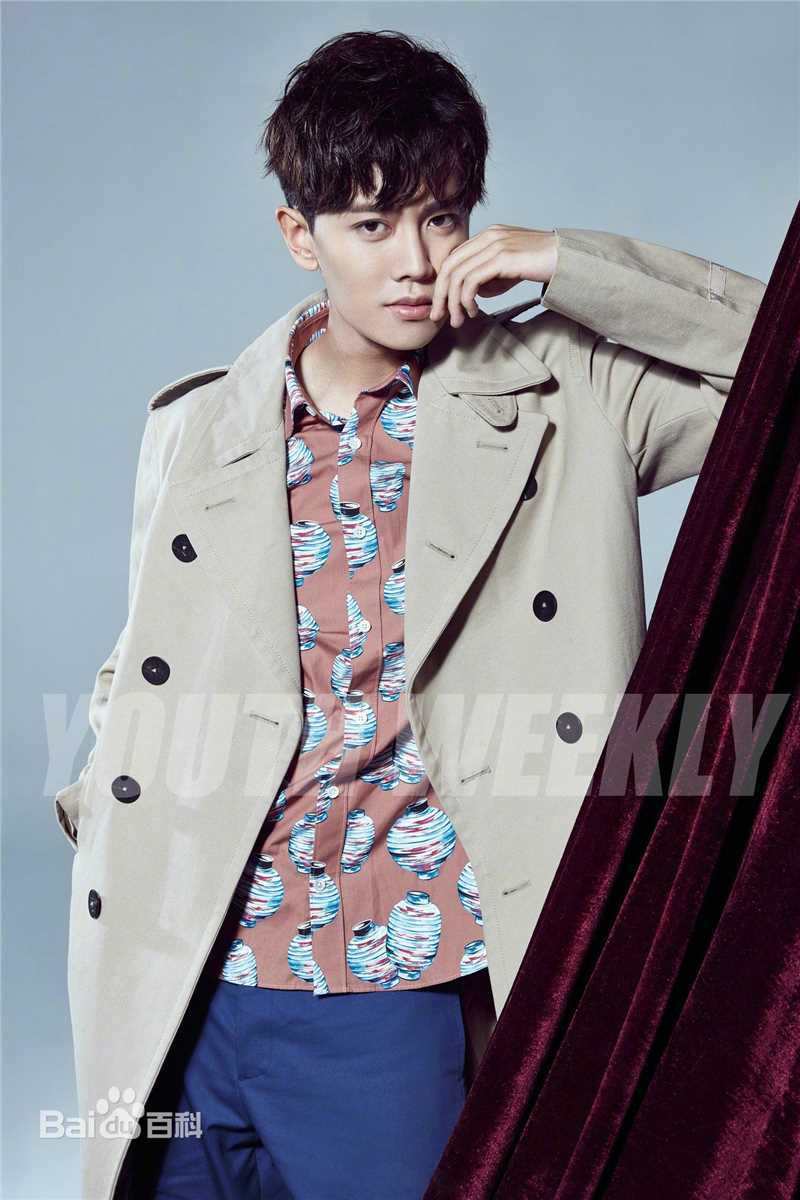 任嘉伦(Allen)北京青年周刊前后照片