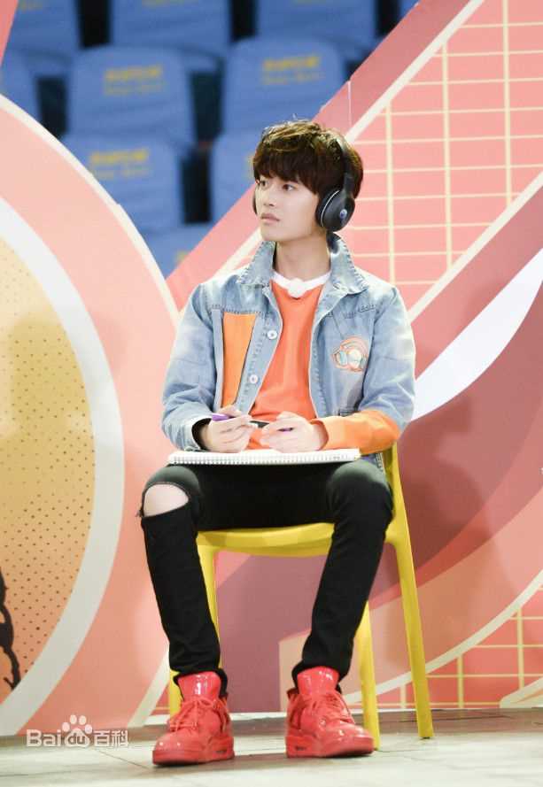 任嘉伦(Allen)奔跑吧性感图片图集