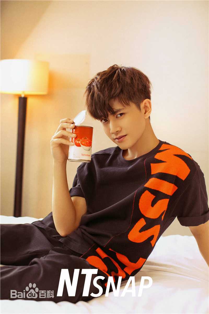 任嘉伦(Allen)时尚大片图片图册