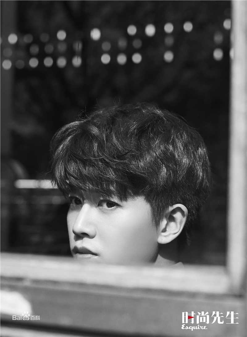 任嘉伦(Allen)时尚先生性感图片壁纸