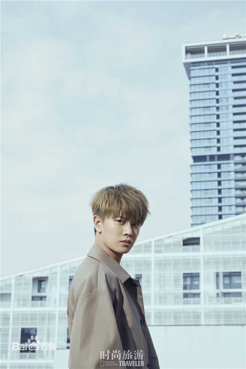 任嘉伦(Allen)时尚旅游前后照片