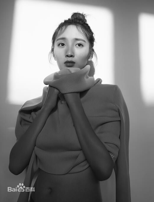 王紫璇(CiCi)宣传照壁纸壁纸