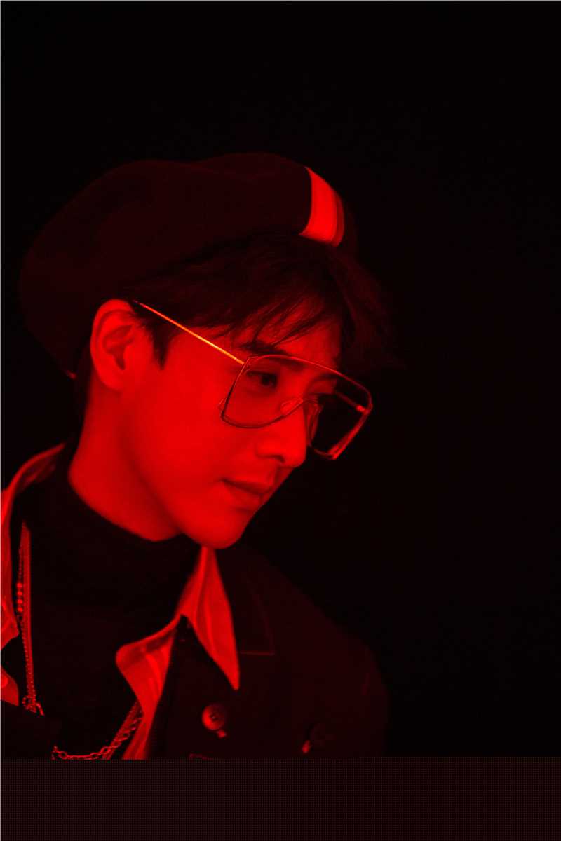 应昊茗最新别样青春壁纸