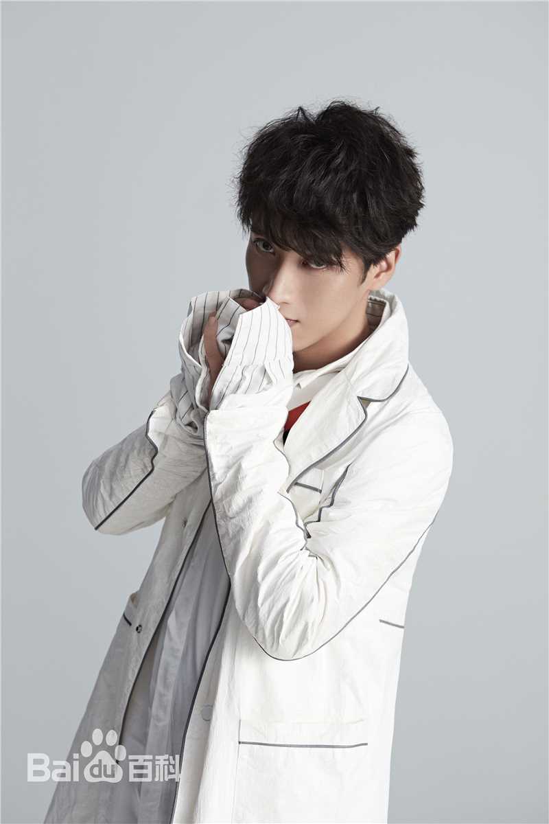 应昊茗精选休闲男朋友图册