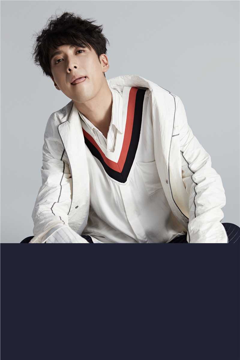 应昊茗精选休闲男朋友图册